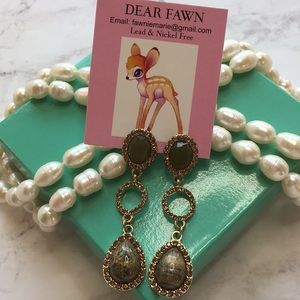 New charter Green & rhinestone dangle drop earring